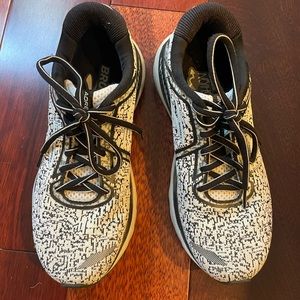 Brooks Adrenaline GTS